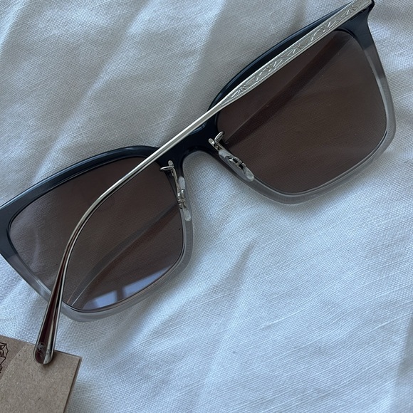 Oliver Peoples Luisella Sunglasses - Picture 10 of 12